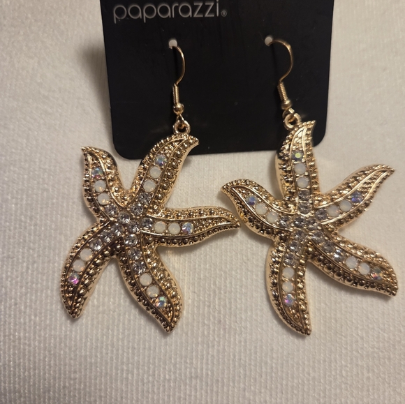 Paparazzi Gold and Silver Starfish Earrings - Picture 2 of 2